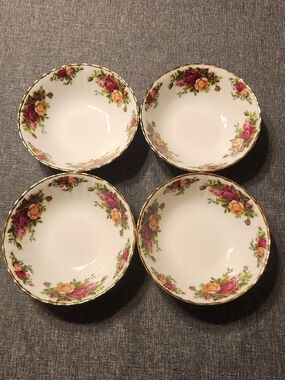 SET OF FOUR Royal Albert Old Country Roses Cereal / Oatmeal 6.25" Bowls